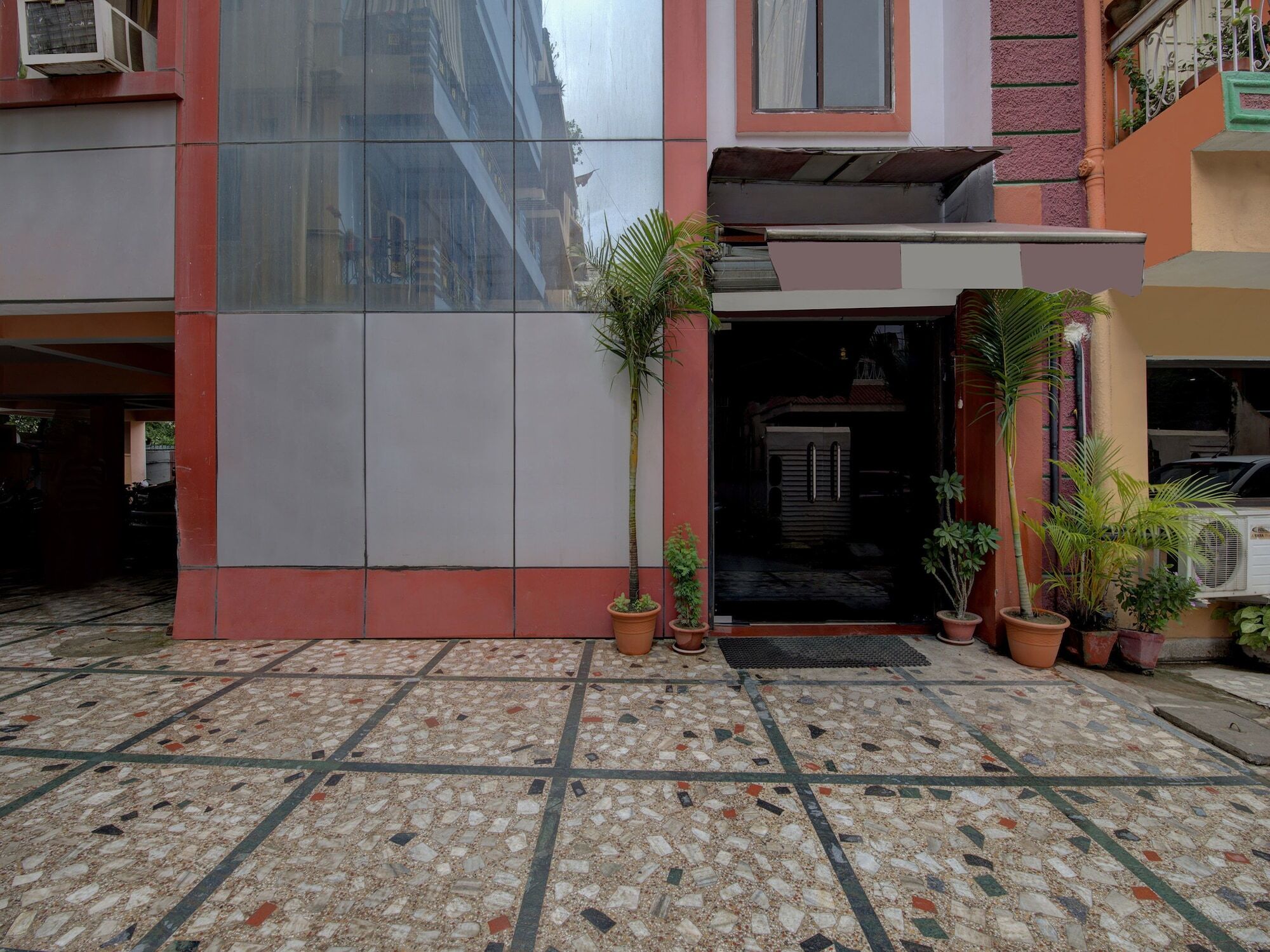 Oyo 4275 Hotel Sunraj Residency ラーンチー エクステリア 写真